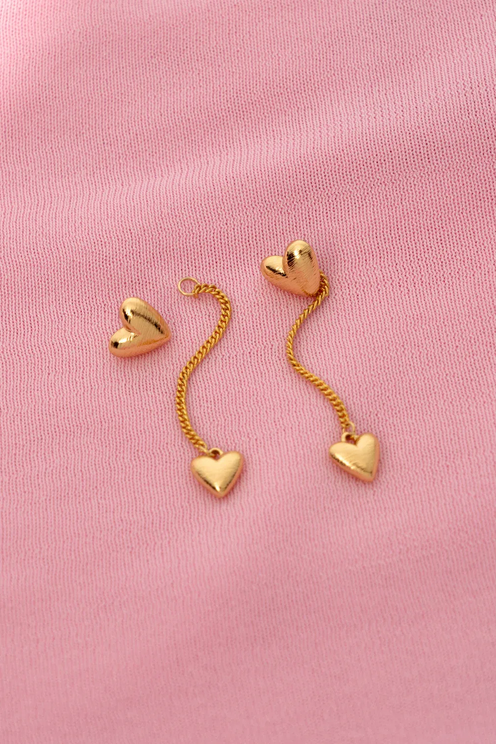 Aretes Corazón con Cadena