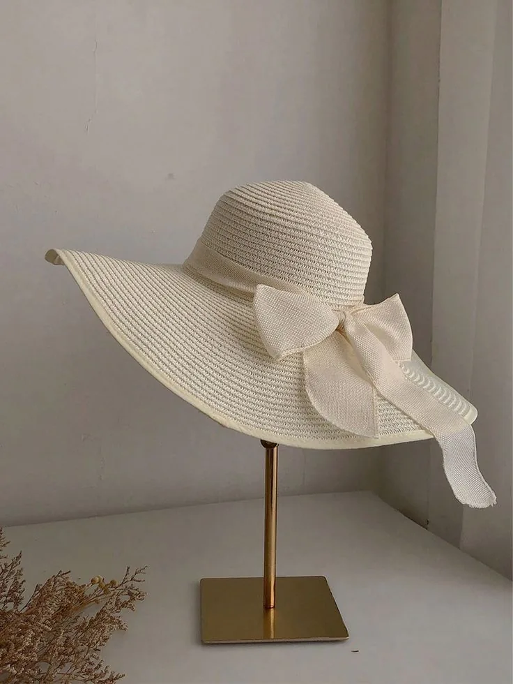 Sombrero de Ala Ancha con Lazo