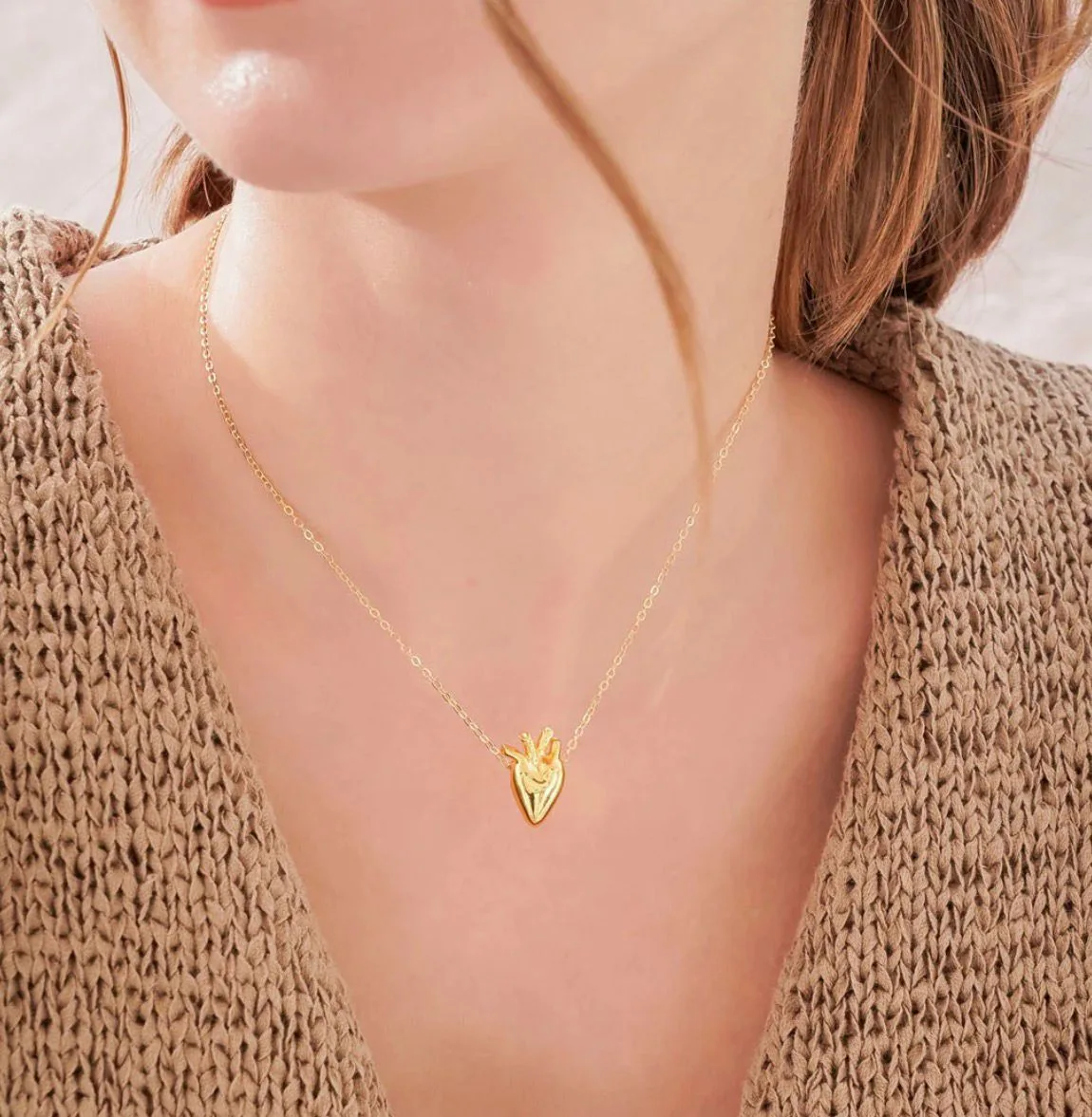 Collar Corazón Anatómico