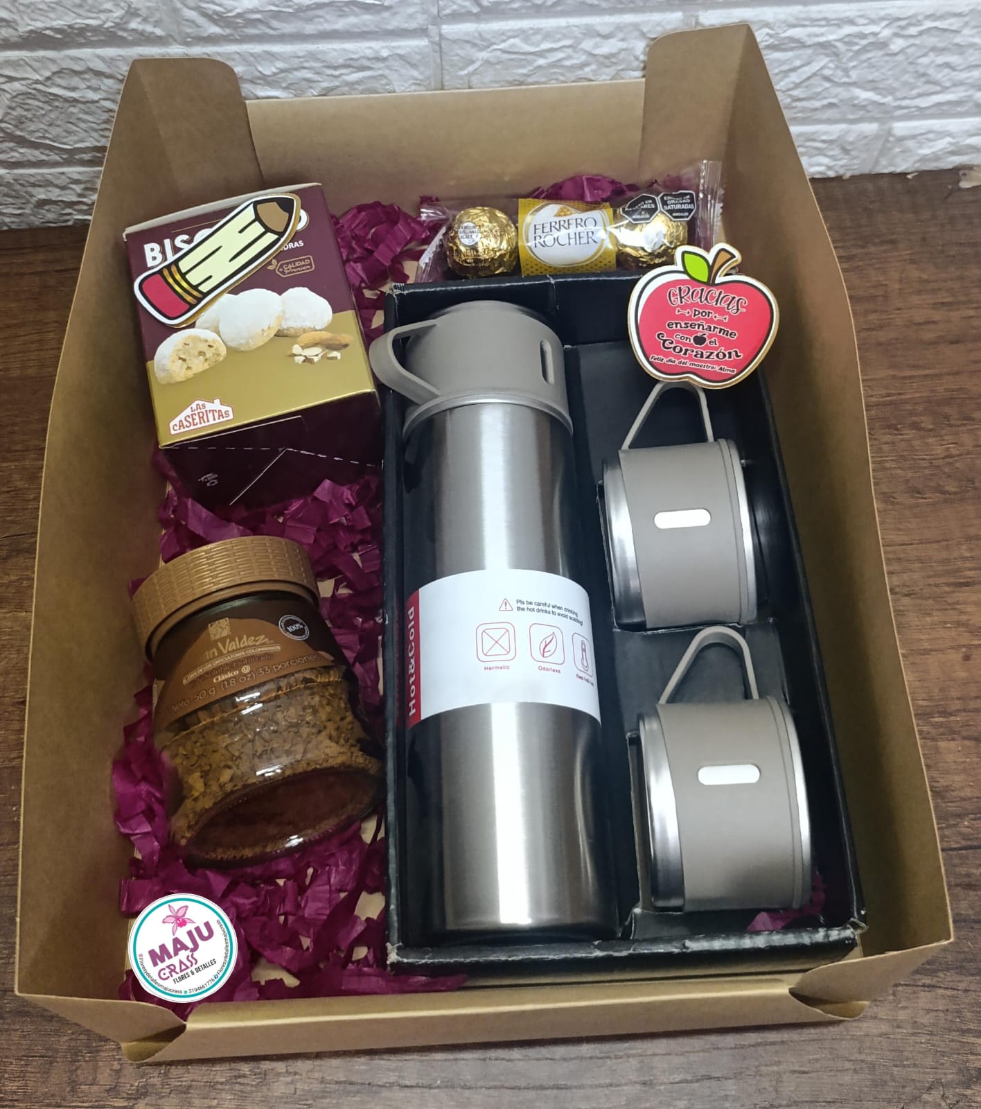 Set de Regalo Día del Maestro: Termo, Café y Dulces