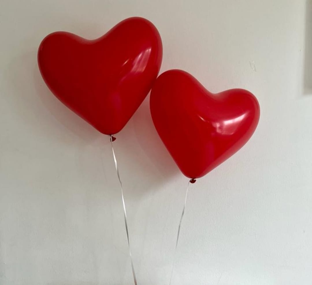 Set de 2 Globos Rojos en Forma de Corazón