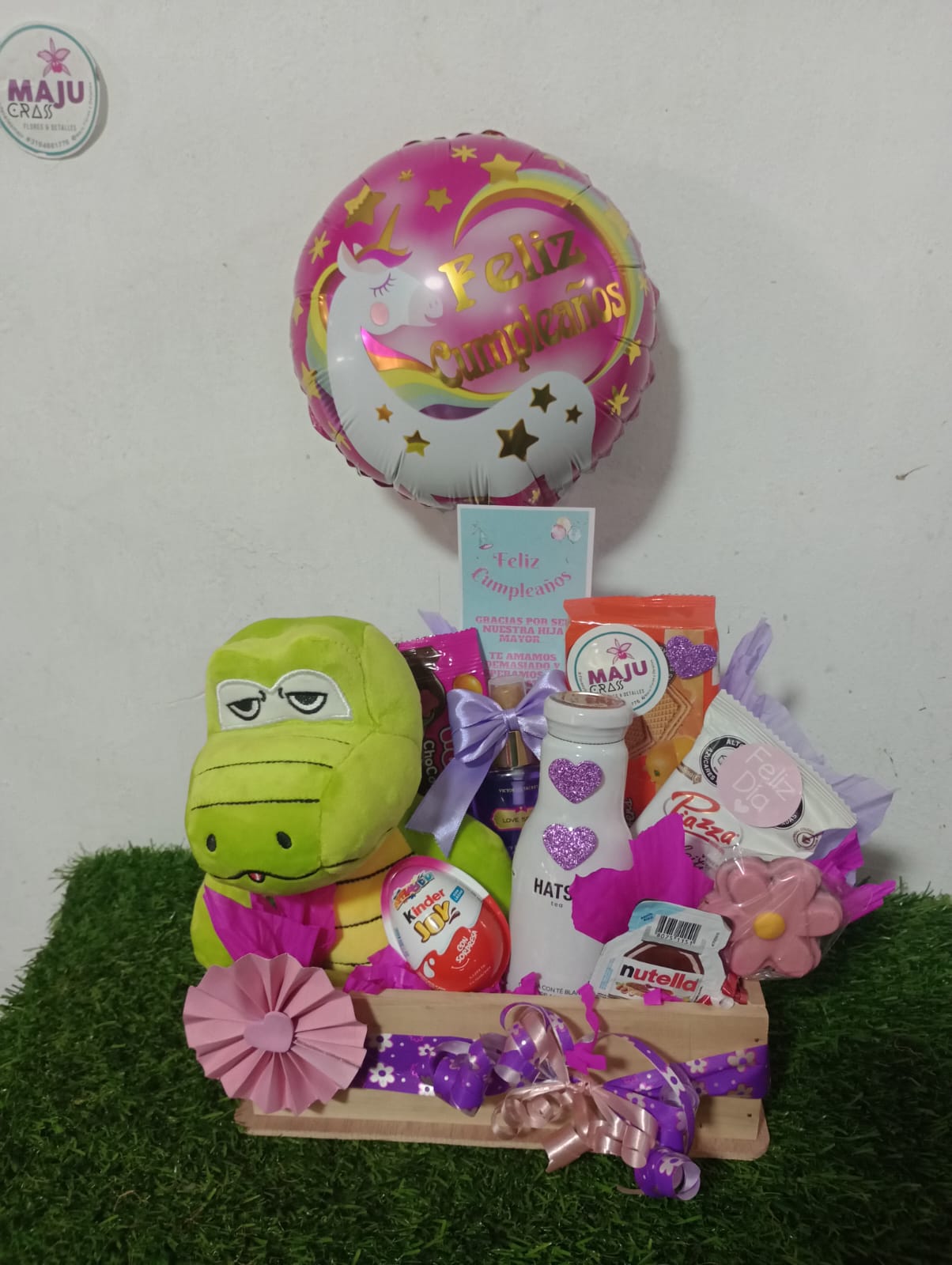 Cesta peluche hermoso