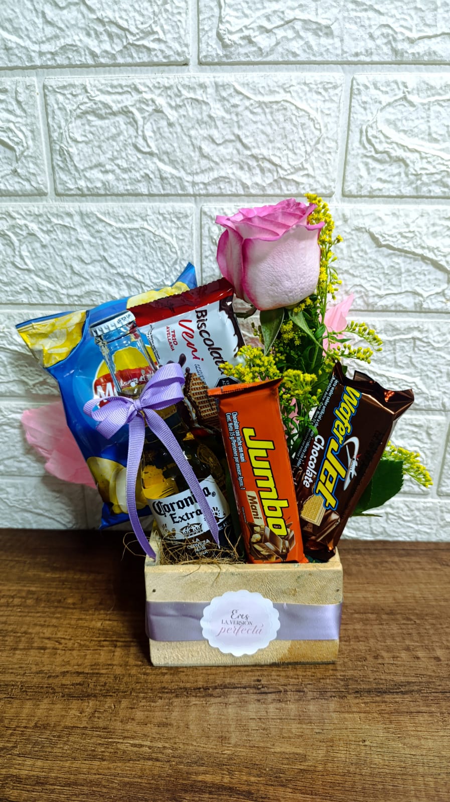 Rosita y dulces en tu dia