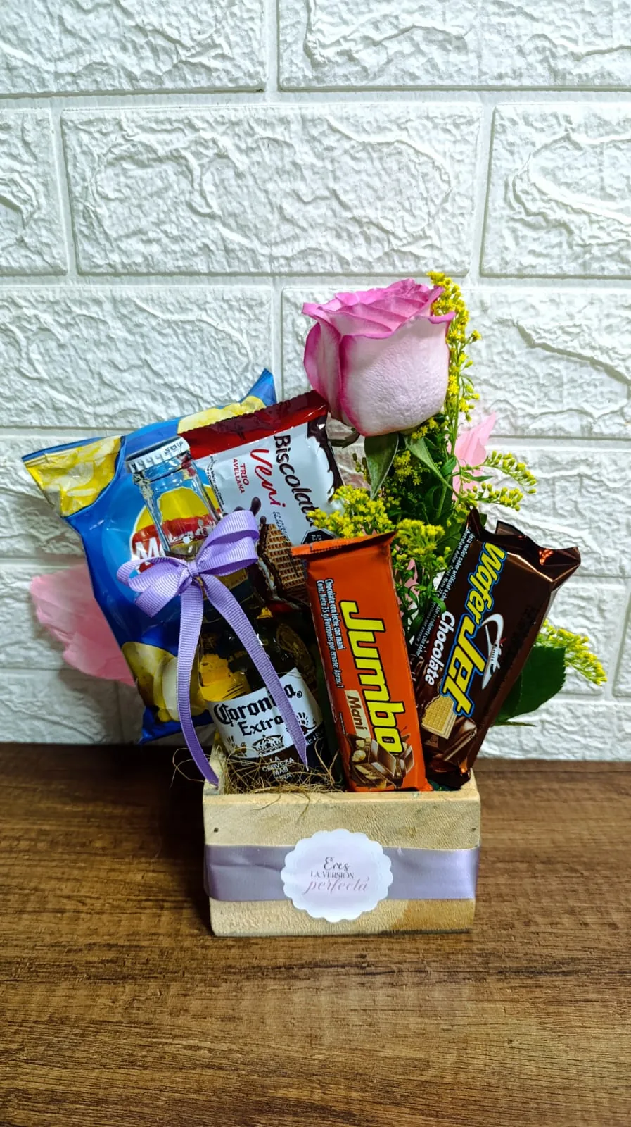 Rosita y dulces en tu dia