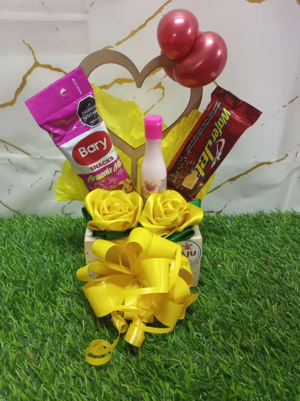 Mini ancheta de amor y detalles con snacks
