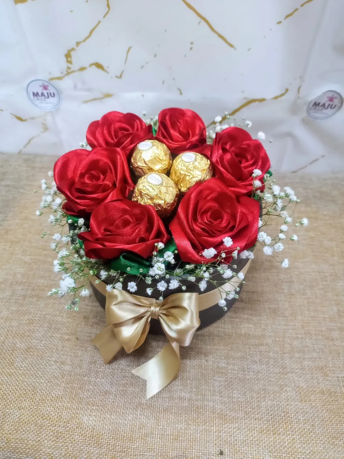 Caja Redonda de Rosas Rojas eternas