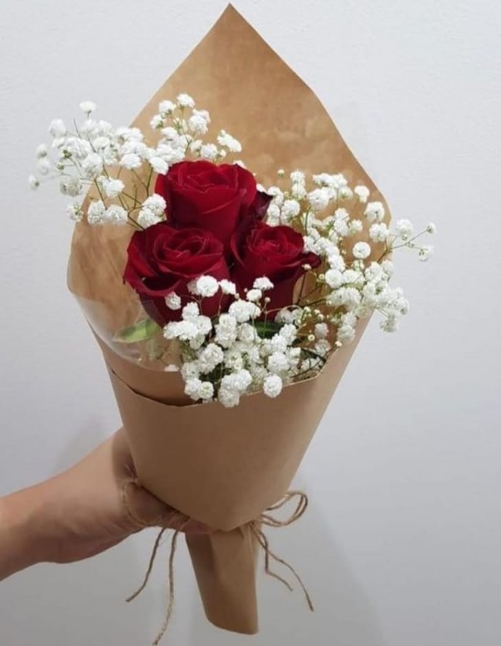 Cono de 3 Rosas Rojas