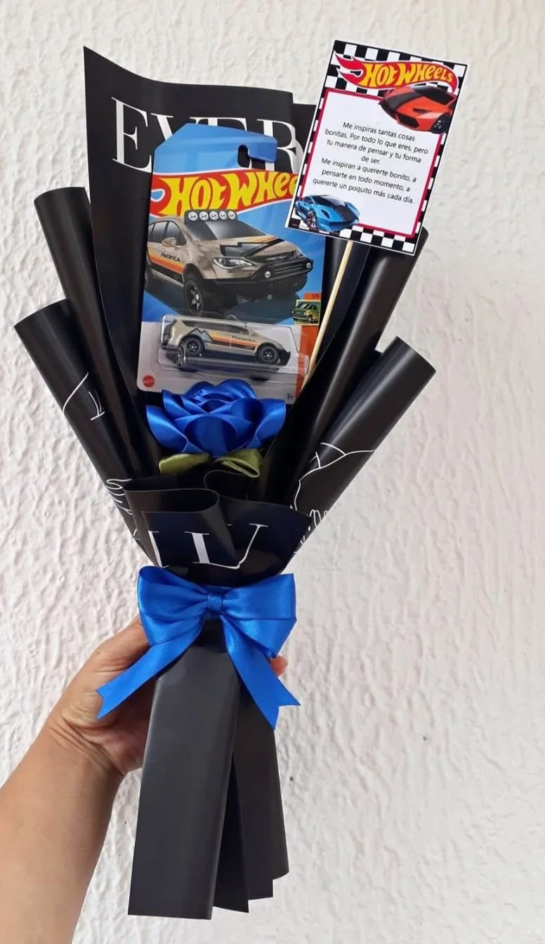 Ramo de Flores con Carro Hot Wheels Edicion Especial