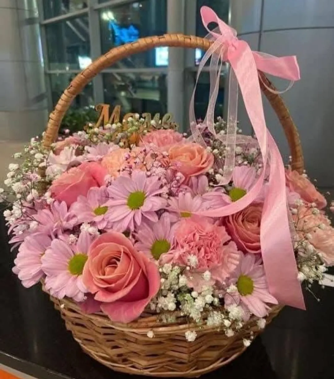 Cesta de mimbre Floral "Mi Dulce amor"