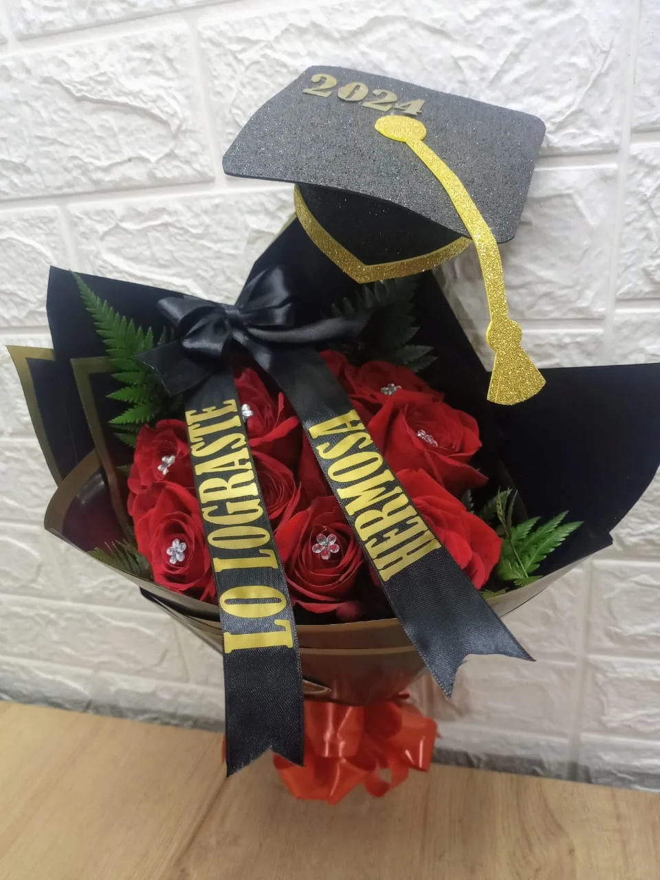Bouquets de rosas con laso