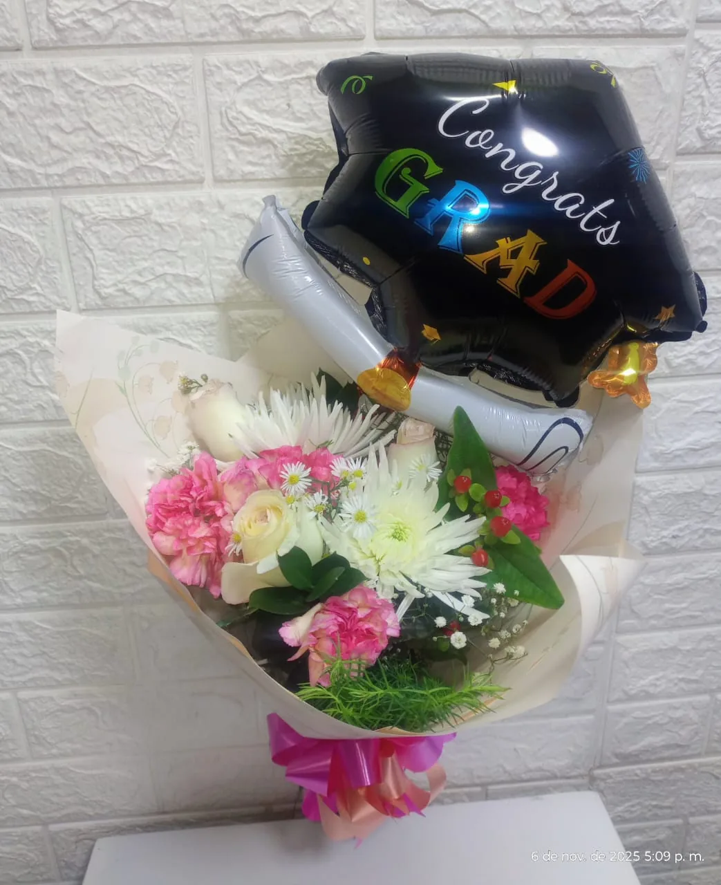 Bouquet flores Globos de Graduación